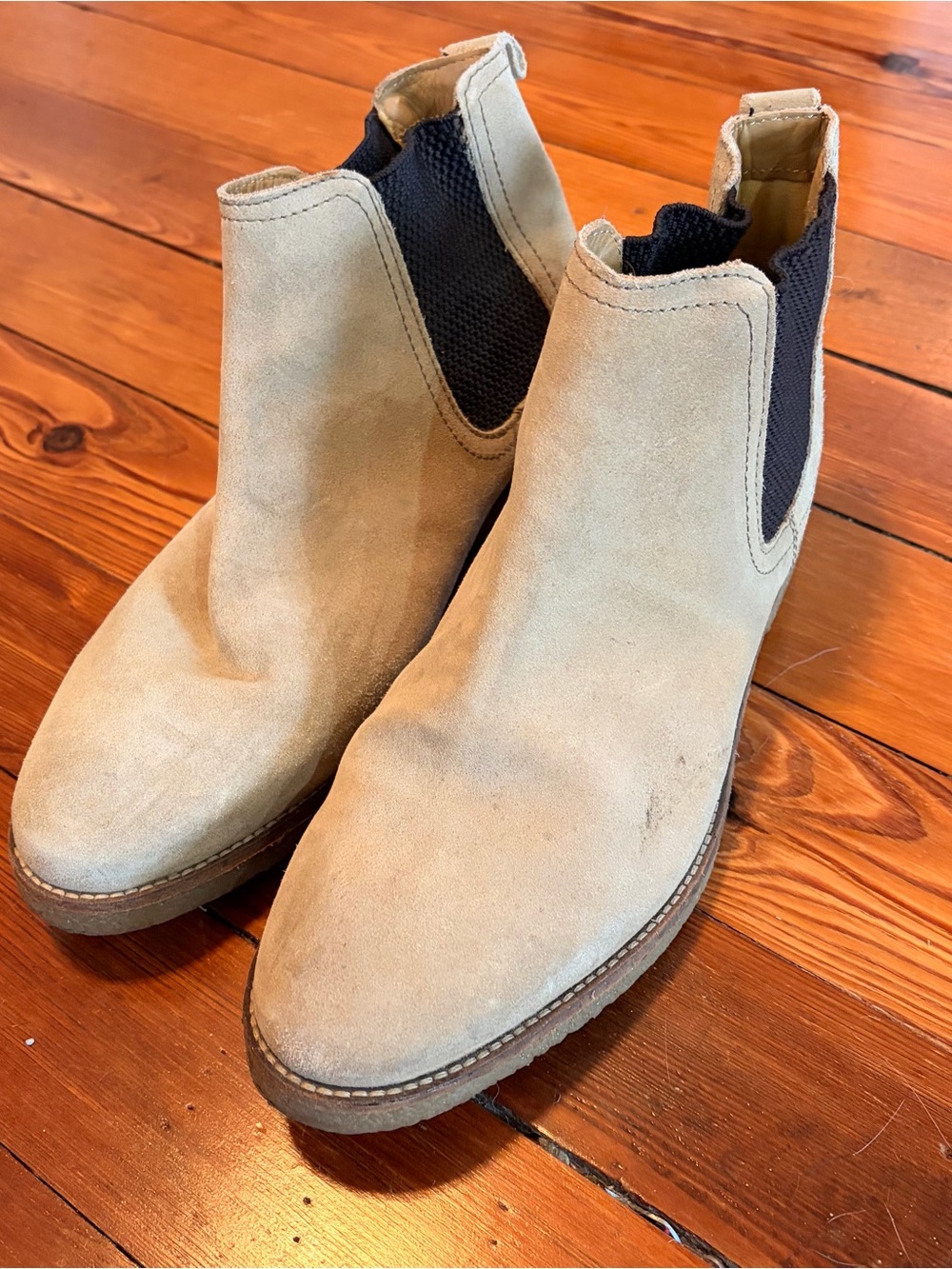 Men's Chukka Boots in Tan with Black Panels Size 43 Base London